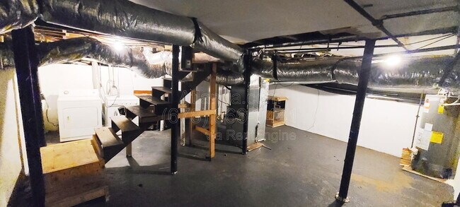 Building Photo - 1318 Ormewood Ave SE