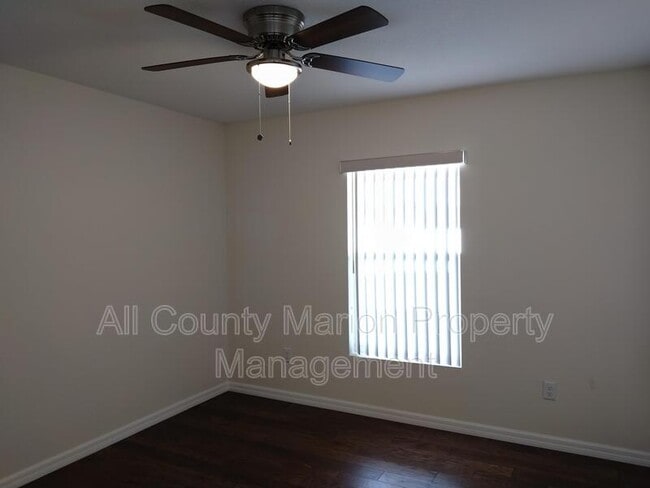 Building Photo - 4704 SW 143rd Loop