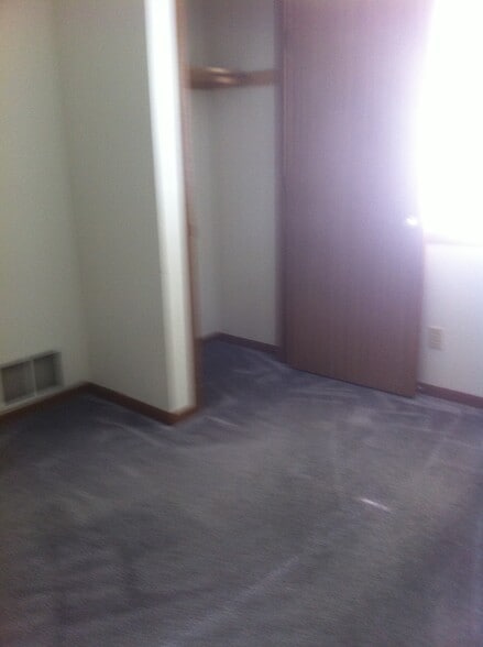 Building Photo - 3248 S 92nd St