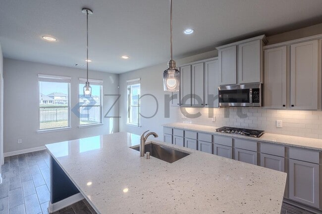 Building Photo - 23522 Persimmon Crk Ln