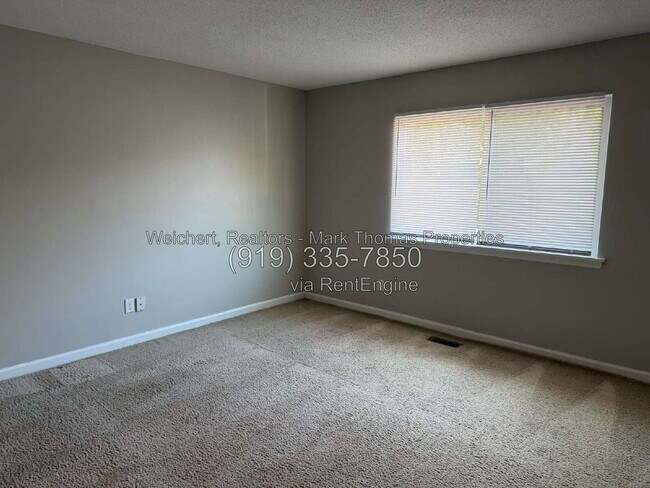 Building Photo - 800 Fargo St