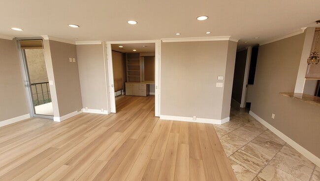 Building Photo - LA JOLLA VILLAGE - Park Prospect - Nice 2 ...
