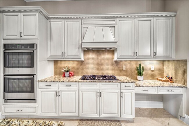 Building Photo - 9647 Lipari Ct
