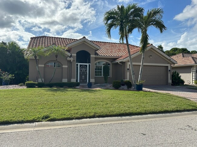 Building Photo - 8960 Huntington Pointe Dr