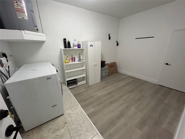 Building Photo - 8725 SW 158th Pl