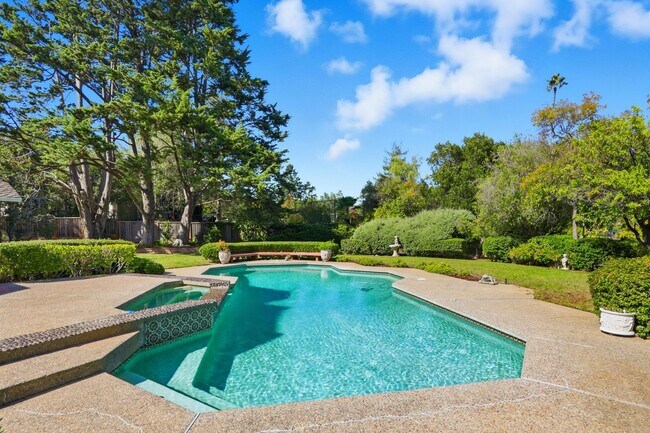 Building Photo - Stunning 3,488 Sq. Ft. Home with Pool & 3-...