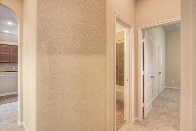 Building Photo - 21231 Flowering Dogwood Cir