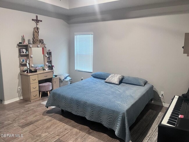 Building Photo - 12873 Haxby St