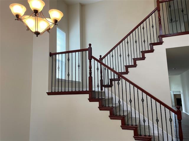 Building Photo - 1013 Camp Verde Dr