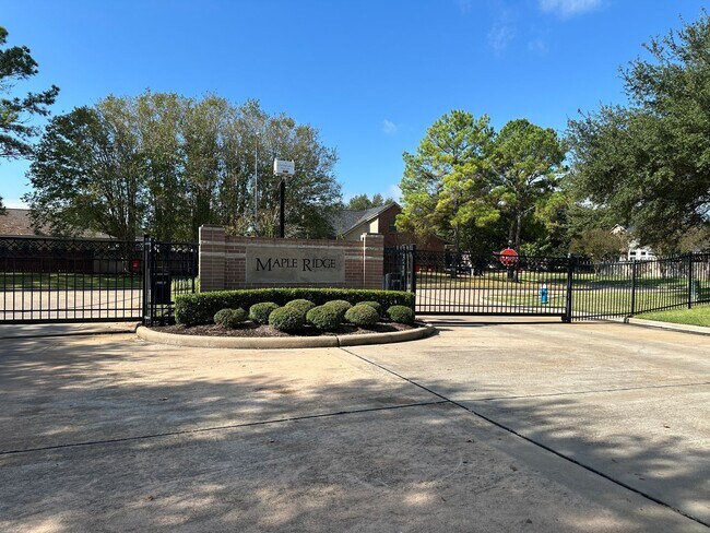 Building Photo - For Lease | 3 Bed, 2 Bath | 1,528 Sq Ft | ...