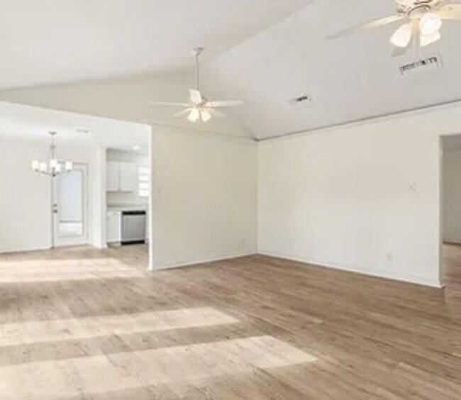 Building Photo - Your New Home!