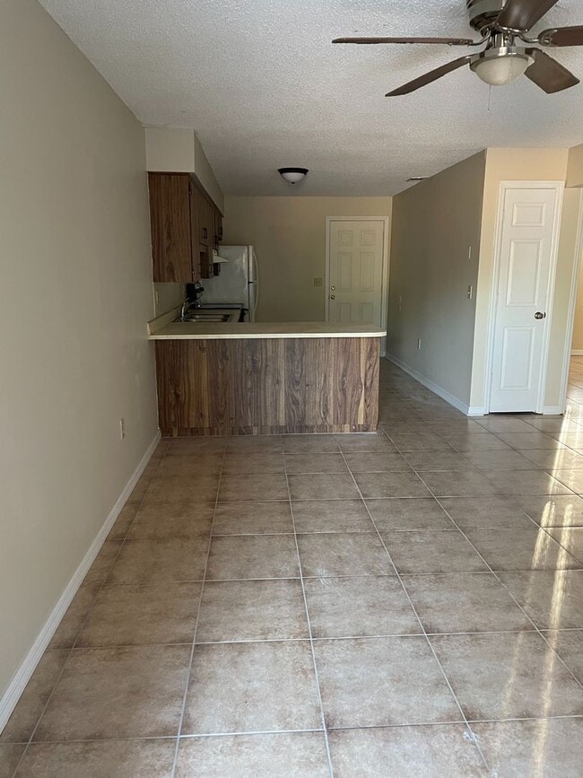 Building Photo - 2-Bedroom, 1-Bathroom home in Winter Haven