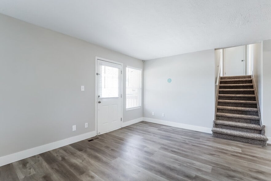 Building Photo - 4345 S 700 W