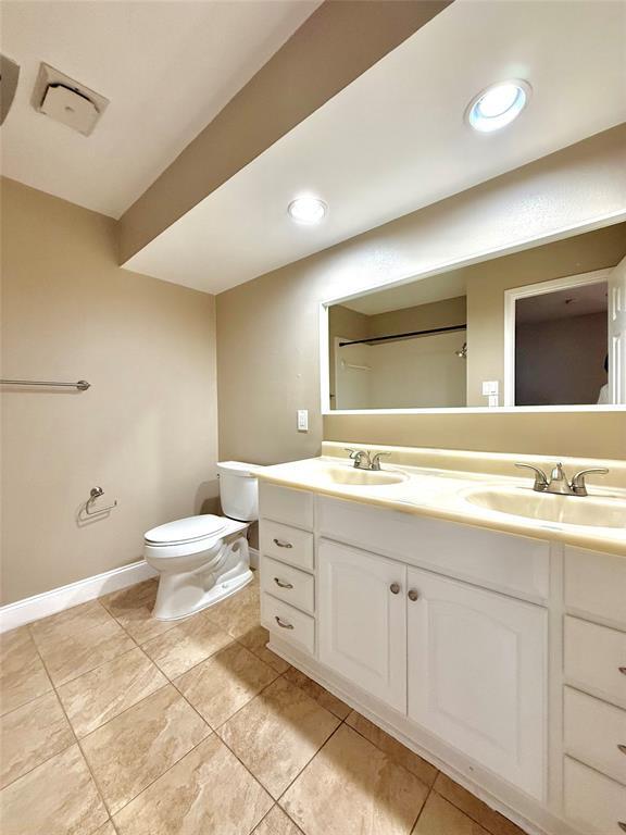 Building Photo - 12625 Memorial Dr