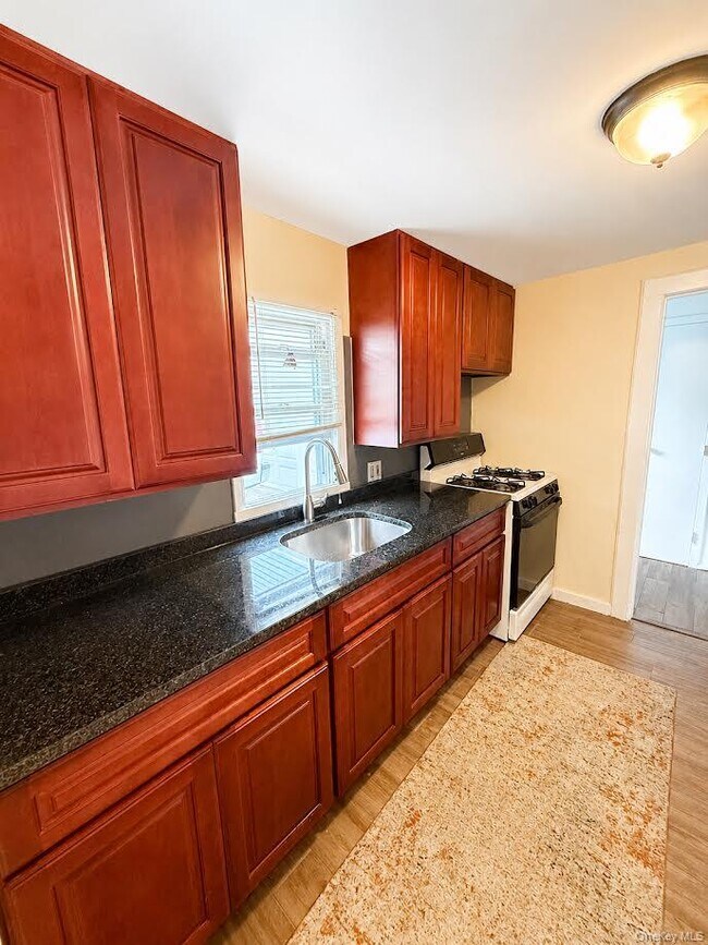 Building Photo - 55 A Prospect Ave