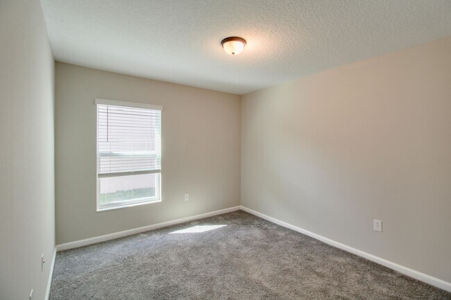 Building Photo - 2873 Black Birch Dr