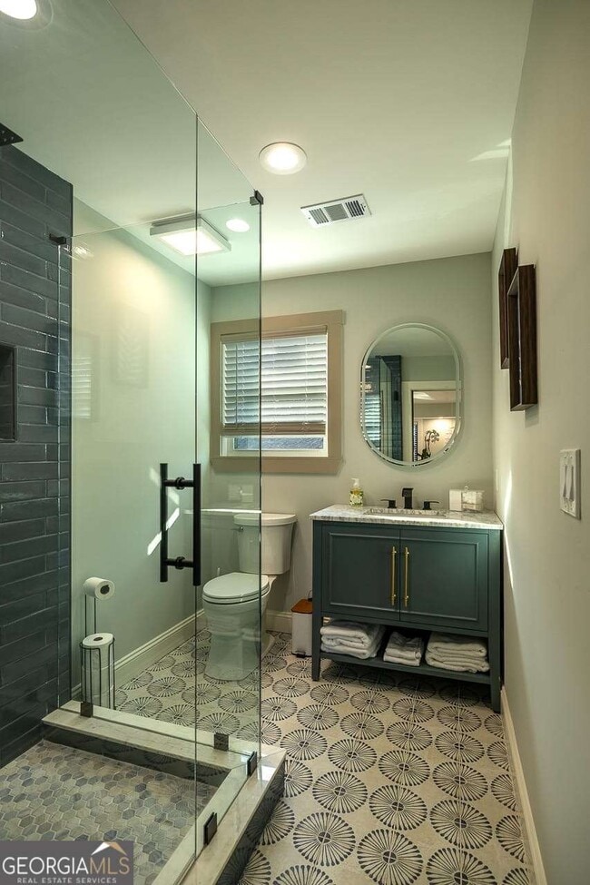 Building Photo - 1668 N Druid Hills Rd NE