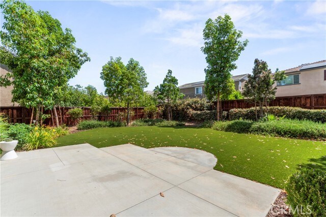 Building Photo - 27544 Kobuk Valley Dr