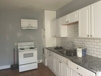 Building Photo - 434 S High St