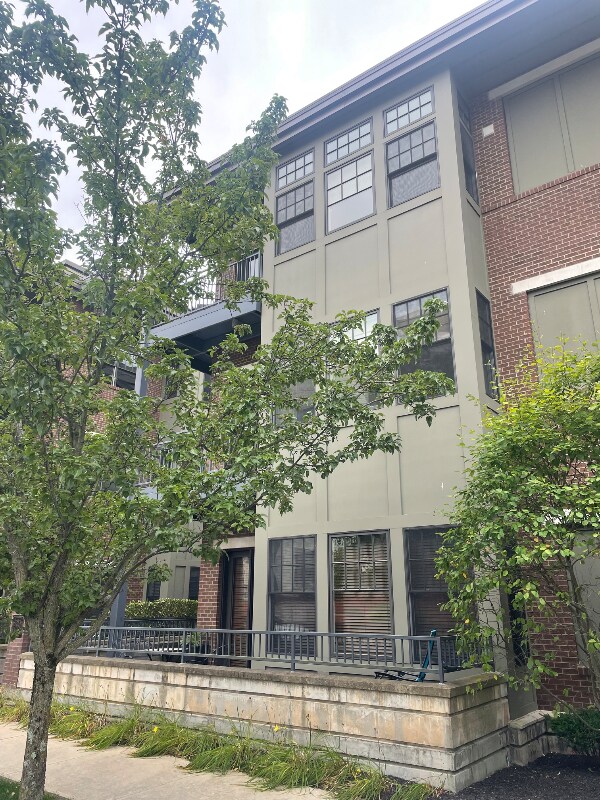 Building Photo - 30 Whistler Ct