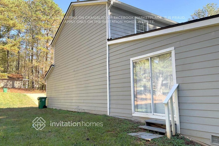 Building Photo - 651 Fairforest Ct