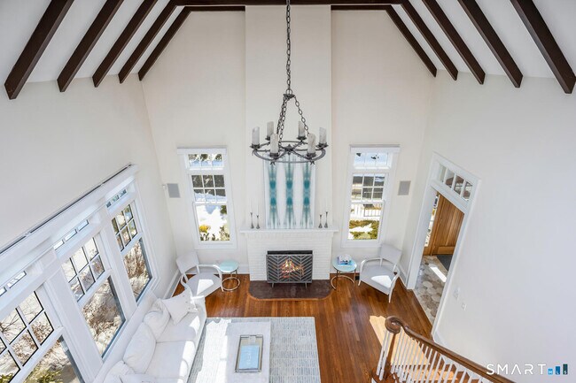 Building Photo - 20 Outlook Dr