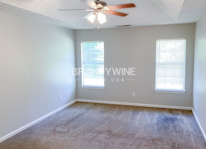 Building Photo - 5877 Pecan Grove