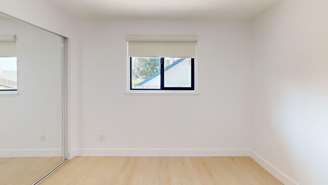 Building Photo - Welcome to your dream home! Single story R...