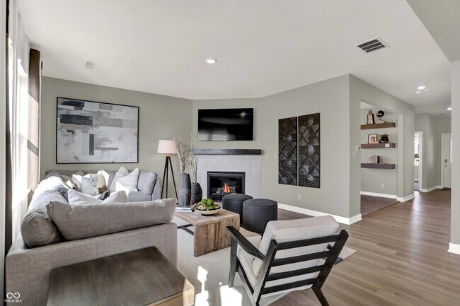 Building Photo - 16913 Sherwin Ct