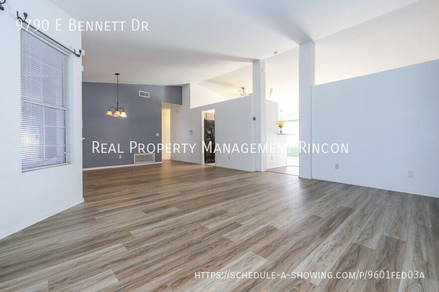 Building Photo - 9790 E Bennett Dr