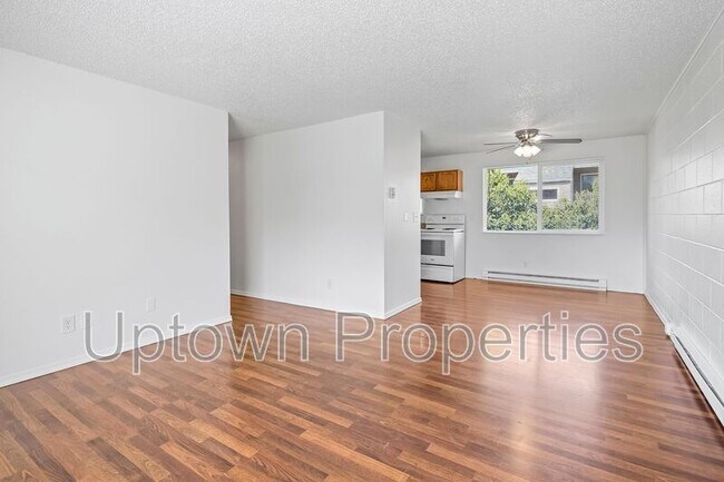 Building Photo - 13000 NW Cornell Rd