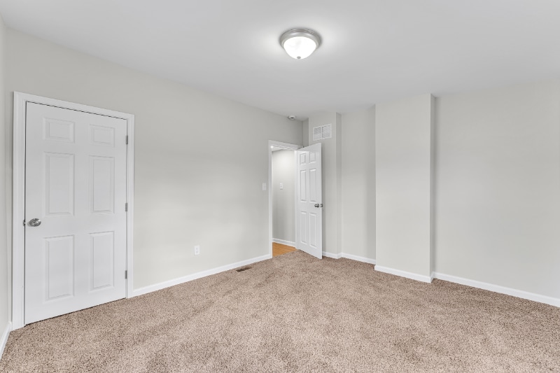 Building Photo - 332 Morris St