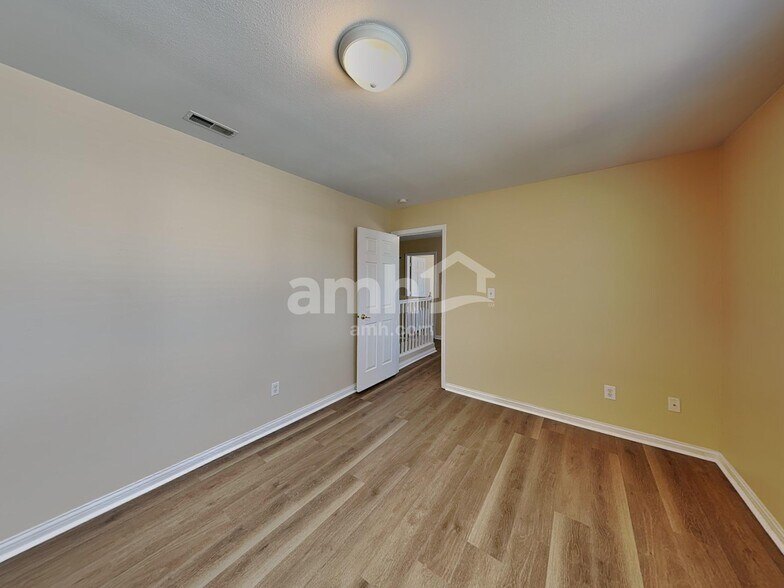 Building Photo - 6385 Matcumbe Way