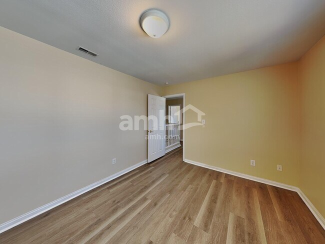 Building Photo - 6385 Matcumbe Way