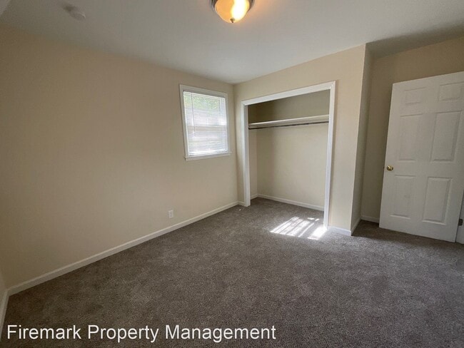 Building Photo - 3 br, 1.5 bath House - 2900 Edge Moor Drive