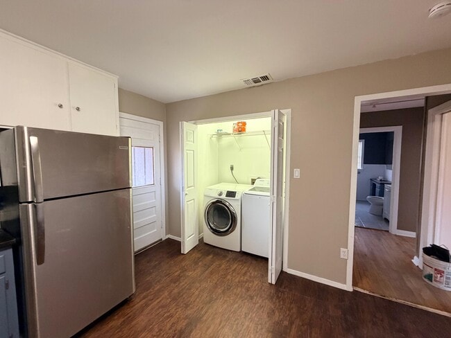 Building Photo - 2510 36th St