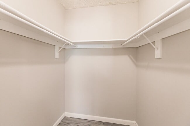 Building Photo - 1123 SW 48th Terrace