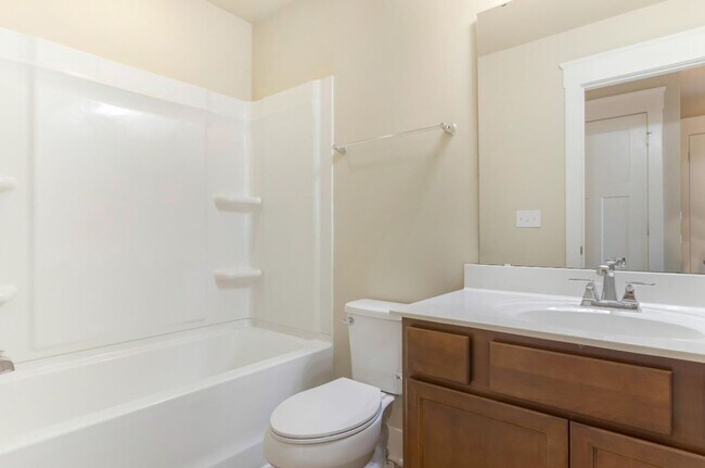 Building Photo - Move-In Ready-O'Neal Village, Greer, SC - 3 BD-2.5 BA - Plenty of space for Comfortable Living - ...