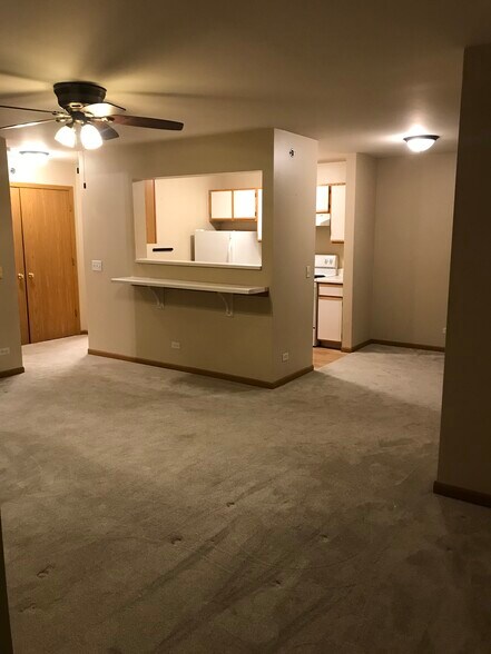 Building Photo - 310 Cunat Blvd