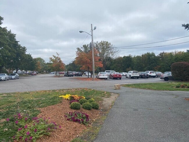 Building Photo - 15 Weld Street Unit 73