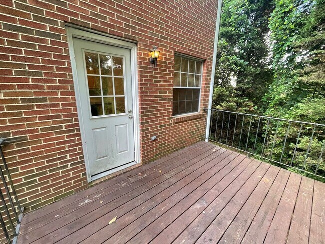 Building Photo - PRE-LEASING AUGUST 2026!