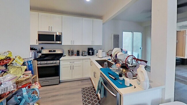 Building Photo - 5064 Alumni Pl