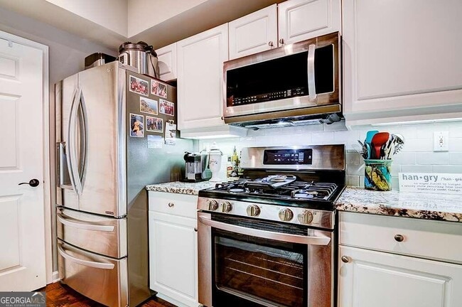 Building Photo - 3636 Habersham Rd NW