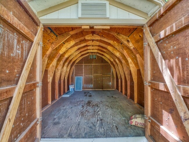 Building Photo - 207 McGee Trail