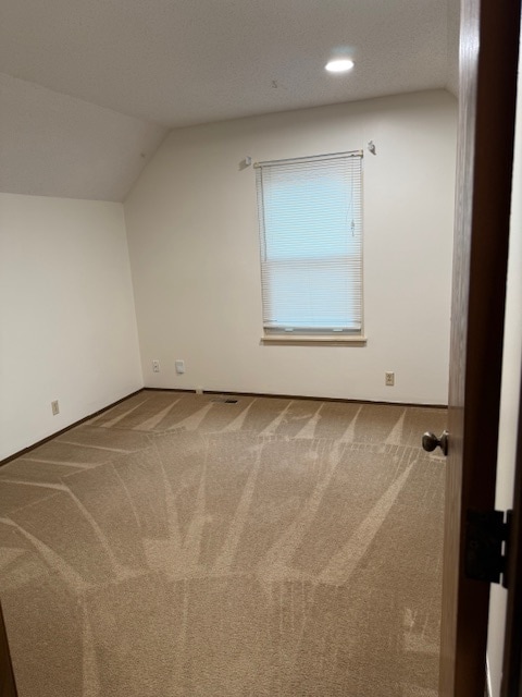 Building Photo - 2416 Sequoia Ct