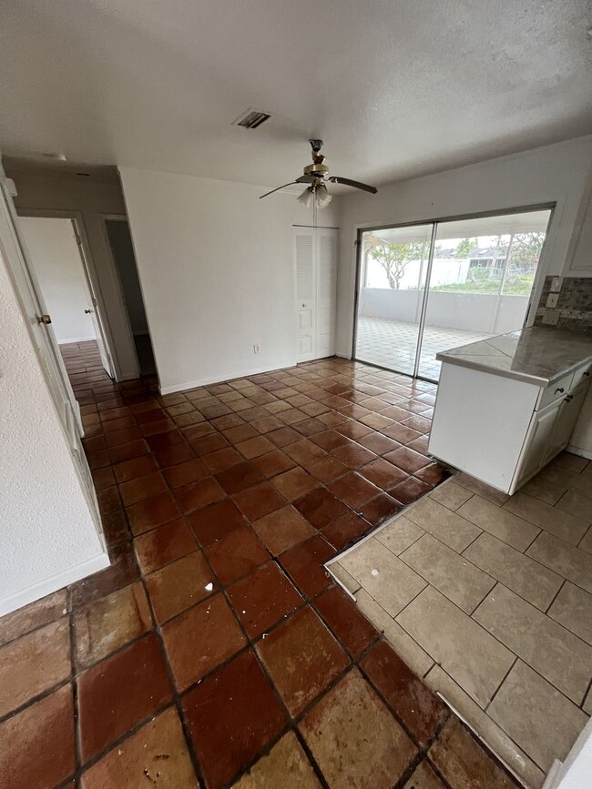 Building Photo - Annual Rental ** Newly Updated 2 Bed / 1.5 Bath Single Family - Tile Floor / Oversized Lanai ** $...