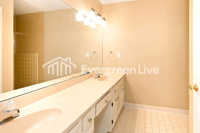 Building Photo - 6731 Remington Cir