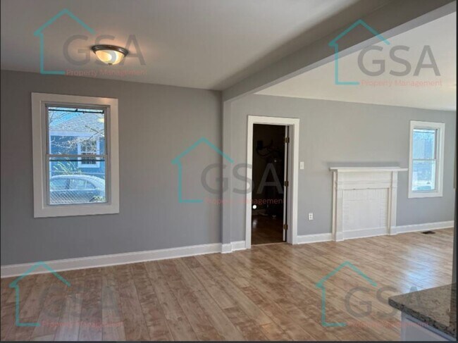 Building Photo - 3 Bedroom 2 Bathroom Home Minutes from Downtown Spartanburg