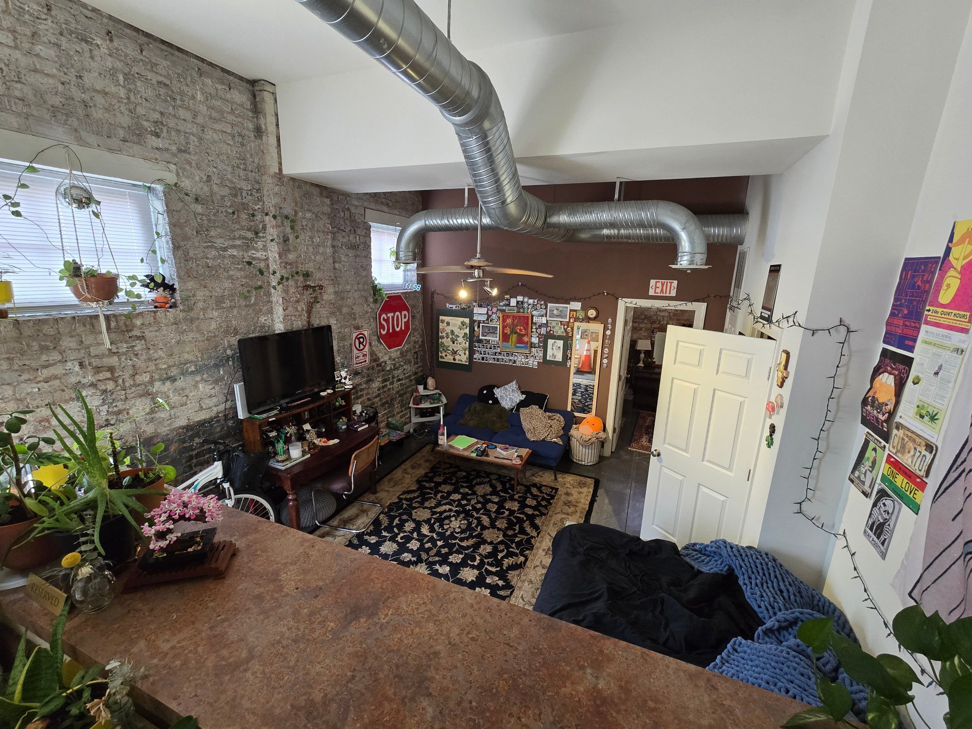 Building Photo - 302 Goshen St