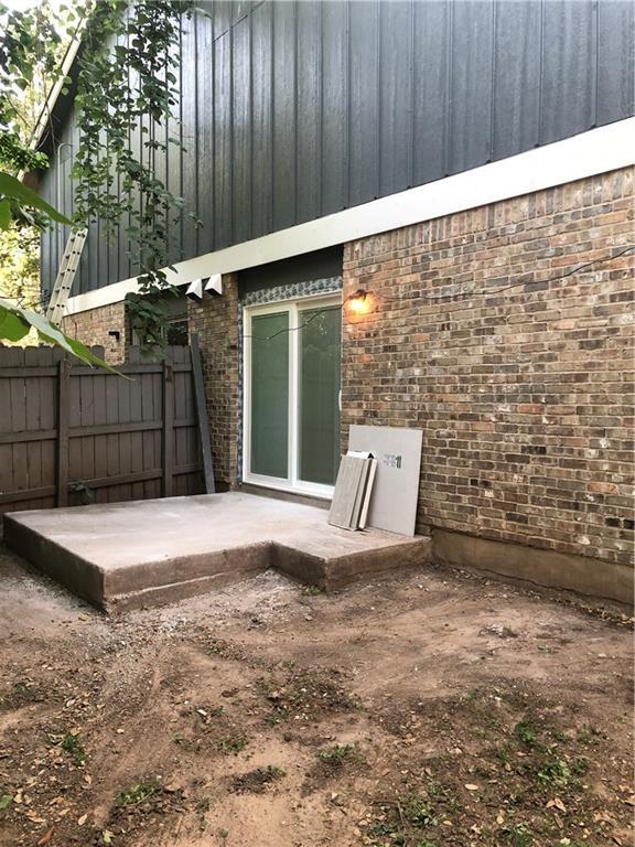 Building Photo - 5903 Cougar Dr